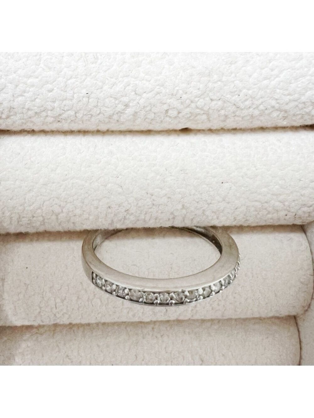 10 Karat White Gold and Diamond Ring Size 5 1/4 - Picture 4 of 12